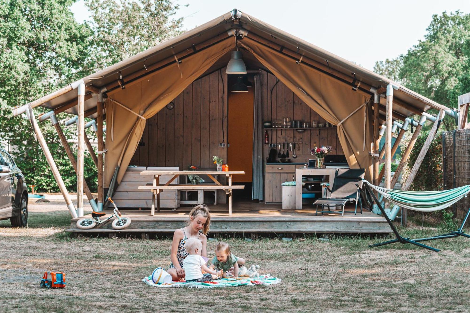 Glamping Holten Luxe Safaritent 1 ภายนอก รูปภาพ