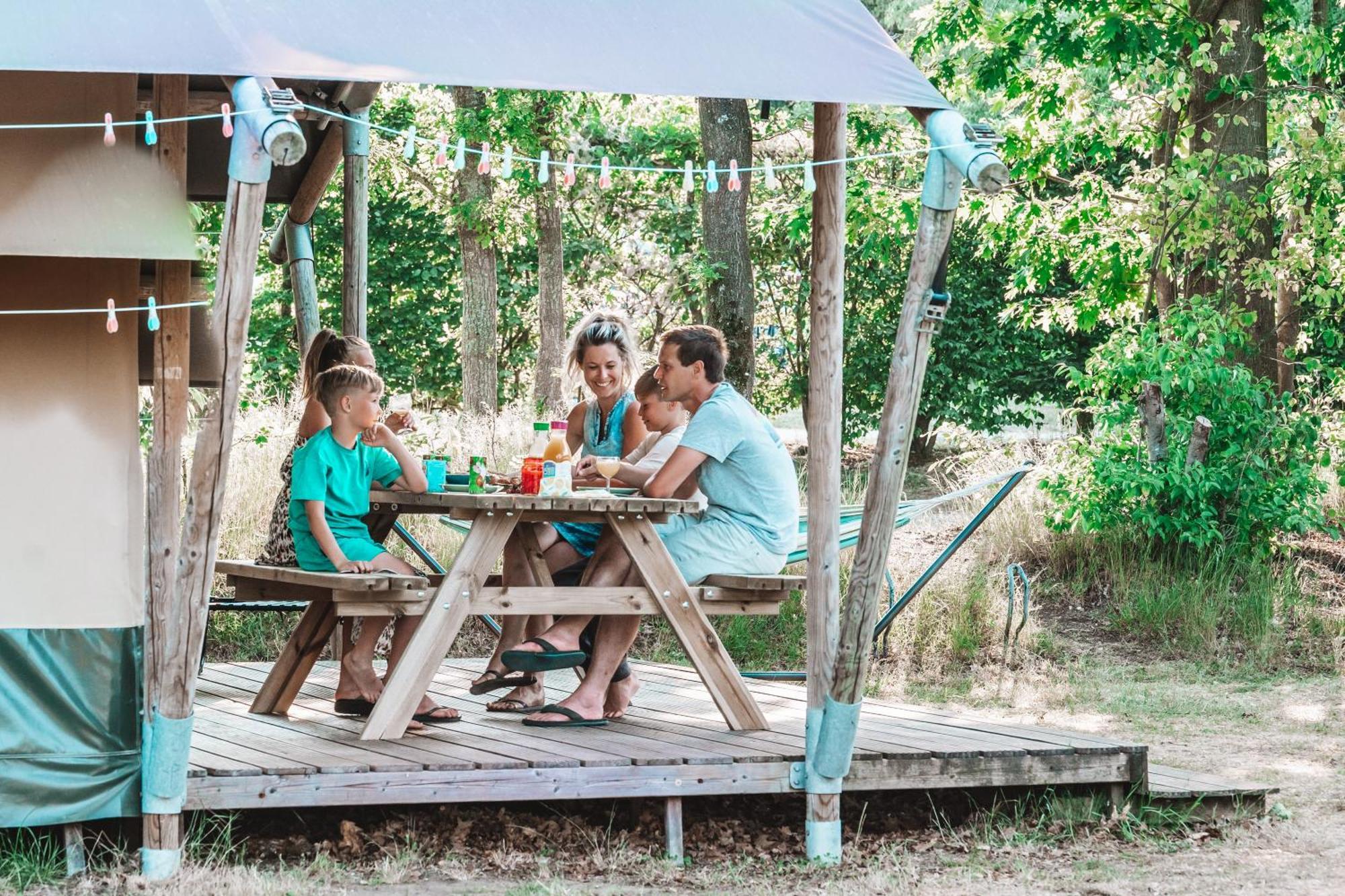 Glamping Holten Luxe Safaritent 1 ภายนอก รูปภาพ